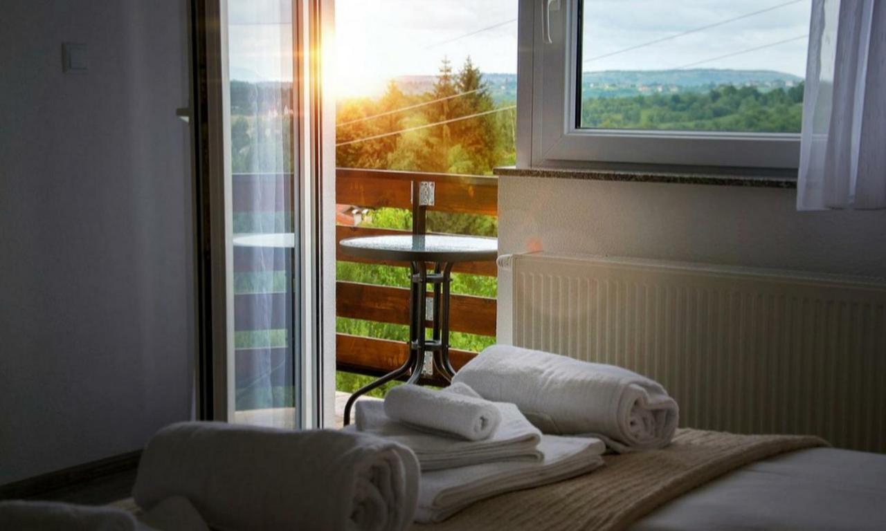 Apartment Josipa Селиште-Дрежничко Экстерьер фото
